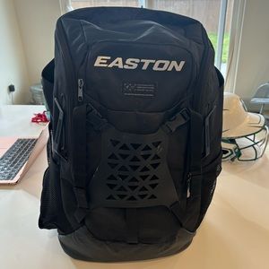 Easton Walk Off NX Elite softball or baseball bag/backpack.